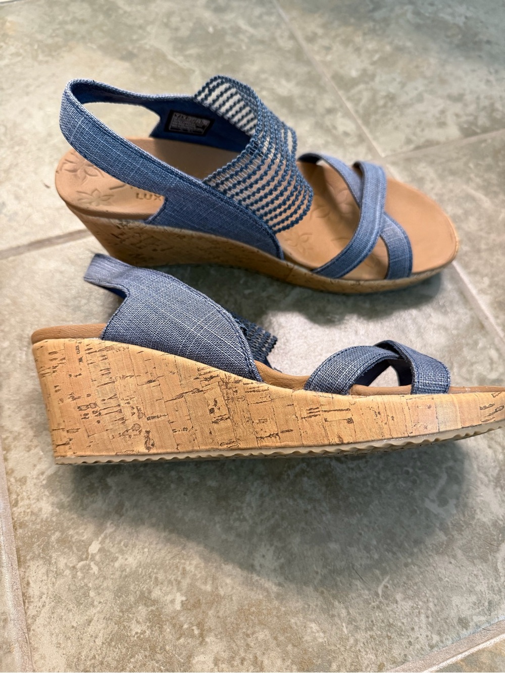 Skechers Women's Denim Blue Elastic Strap Sandals - Picture 3 of 5